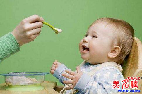 招財(cái)?shù)膶殞毱鹈椒? /></a>我們?cè)诮o寶寶起名時(shí)，經(jīng)常有用戶(hù)說(shuō)要起一個(gè)將來(lái)發(fā)財(cái)?shù)拿?。我們知道，招?cái)?shù)姆椒ê芏?，有風(fēng)水、供財(cái)神等等。不過(guò)，名字也能招財(cái)，說(shuō)的比較少。那么招財(cái)?shù)膶殞毱鹈椒ǘ加行┥赌?？招?cái)?shù)膶殞毱鹈椒ㄖ?寶寶起名...</div>
			         <span id="ctl00_ContentPlaceHolder1_subjectList_dgNews_ctl07_Label1" style="color:Green;font-size:10pt;">2017/6/1 10:27:56</span>
			        <div style="height:5px; font-size:5px"> </div>
			        <hr width="99%" style="text-align:center; border-style:dotted; border-width:0px; height:1px;" />
			        <div style="height:5px; font-size:5px"> </div>
			    </div>
		        </td>
	</tr><tr style="border-width:0px;">
		<td valign="top">
		        <div style="padding-left:3px; padding-right:3px;line-height:180%">
			         <h3 style="padding:0px;margin:0px;display:inline;"><a id="ctl00_ContentPlaceHolder1_subjectList_dgNews_ctl08_HyperLink1" class="headline" href="/subject/gou/s.aspx?newsid=6657" target="_blank">聰明討喜屬狗孩子起名</a></h3>
			        
			          <span style="color:Red;font-size:8pt;"></span>
			        <br />
			        <div style="padding-top:1px; width:95%; padding-left:8px; line-height:180%;color:#2f2f2f;font-size:14px;" ><a href=